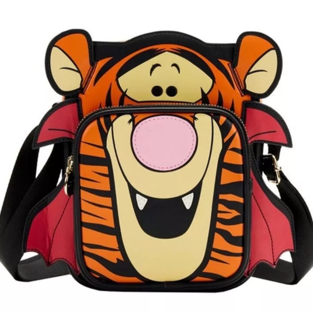 Loungefly Disney's vampire Tigger crossbody bag Halloween/ cosplay